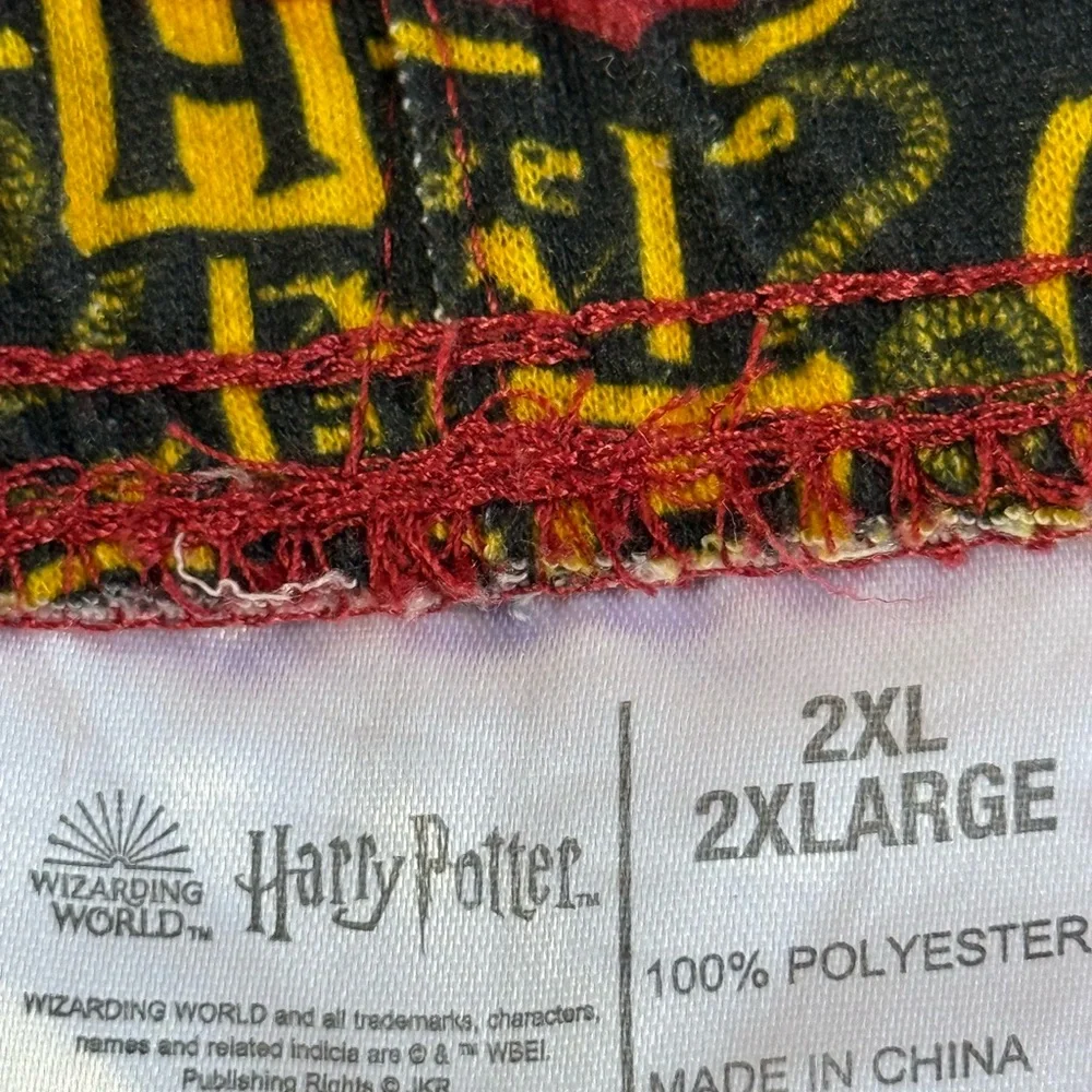 Harry Potter Wizard In‎ World Cutoff Hogwarts Pajama Shorts Size XXL